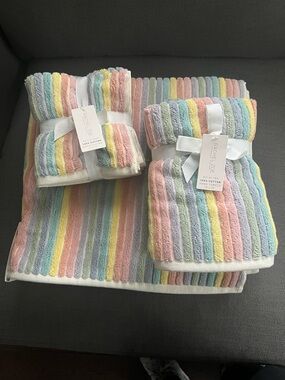 8 Pc Rachel Zoe Bath Towels Set Pink Pastel Striped Cotton NEW